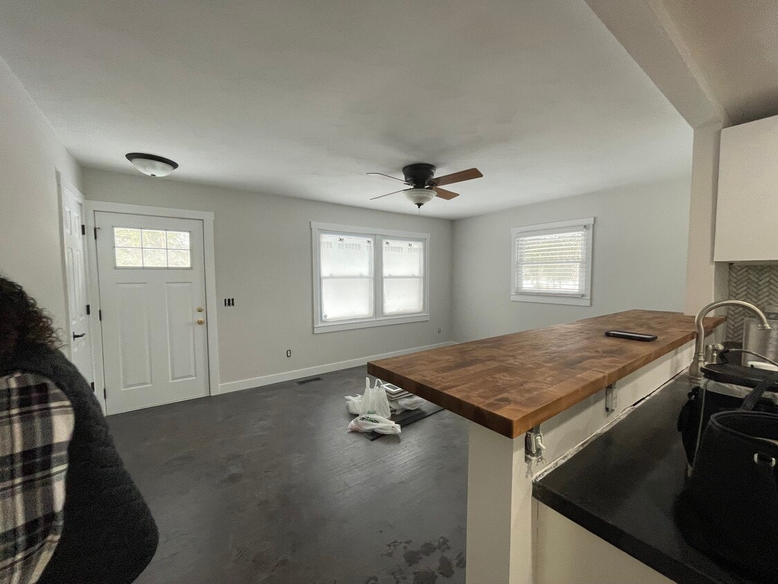 8767 W Eaton Hwy, Grand Ledge, MI 48837 House Rental in Grand Ledge