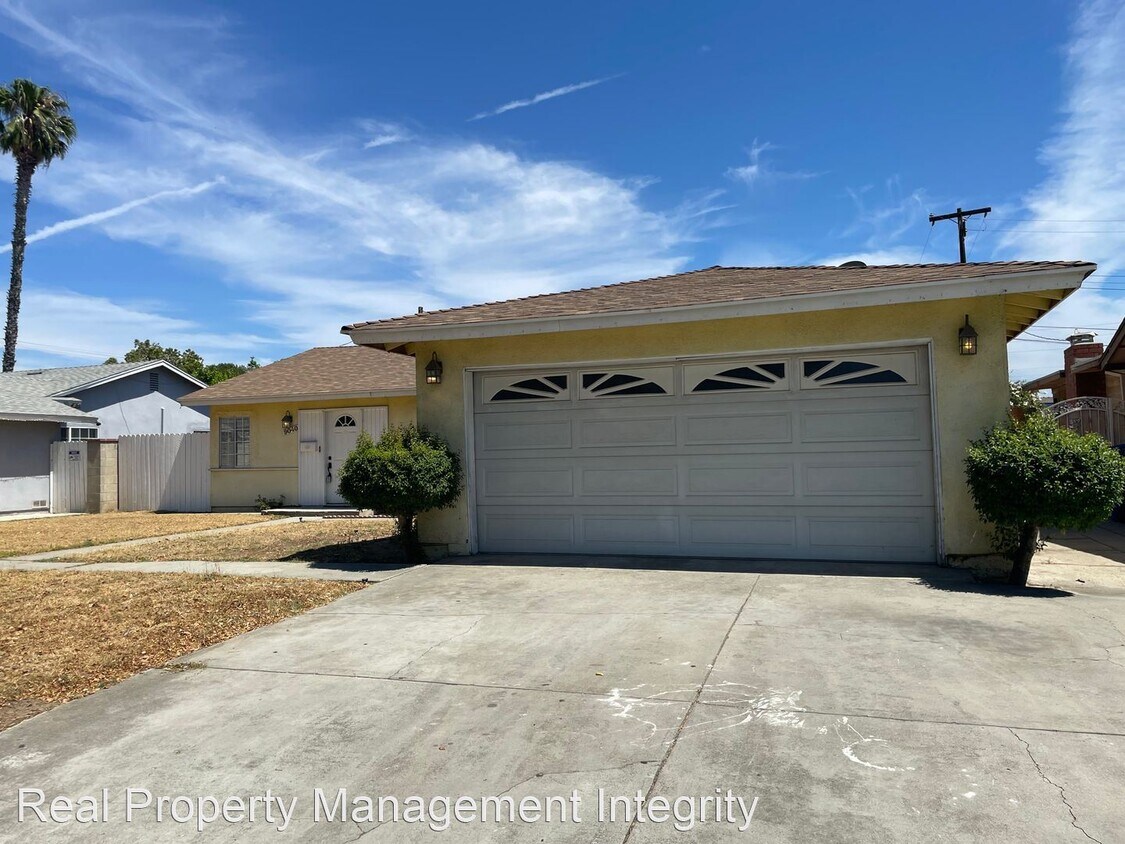 Primary Photo - 3 br, 2 bath House - 9040 Hope Ave