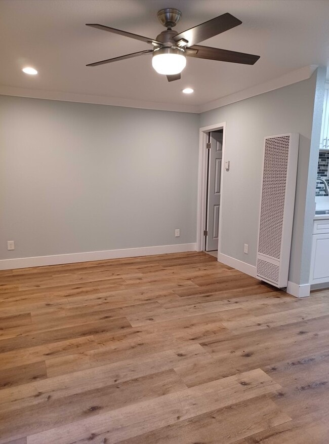 Studio 206 - Roscoe Tower