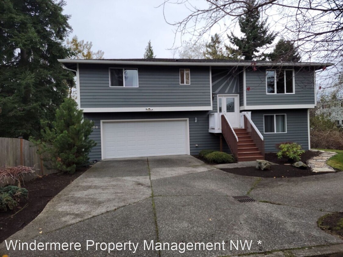 Primary Photo - 3 br, 2.5 bath House - 4606 Wood Pl