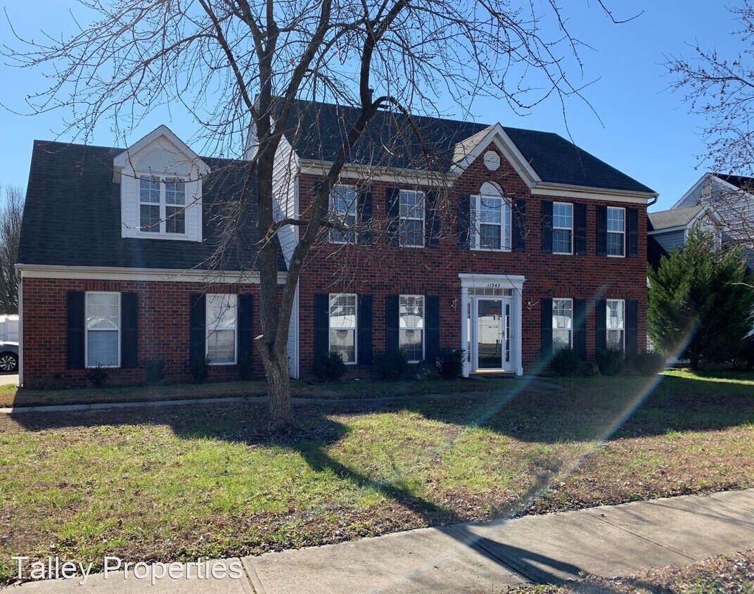 11342 Walland Ln, Charlotte, NC 28273