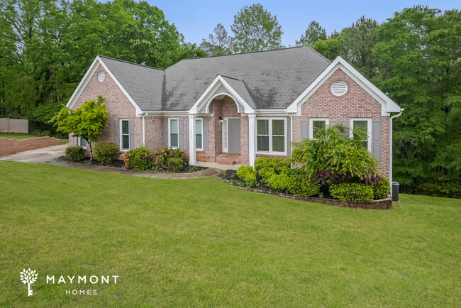 Building Photo - Charming Brick Home with Space, Style & Na...