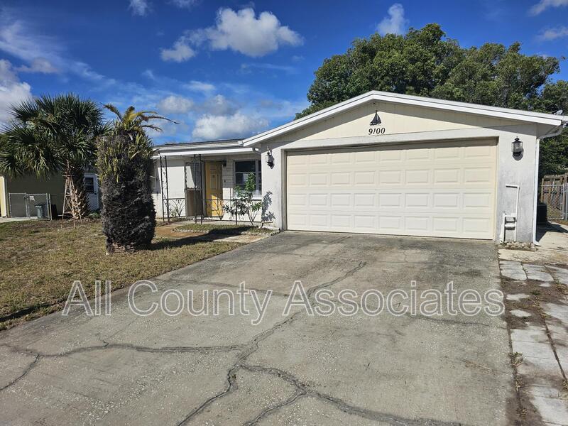 Primary Photo - 9100 Lunar Ln