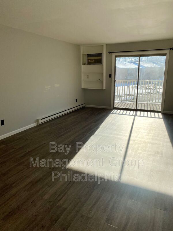 Building Photo - 100 Winding Way