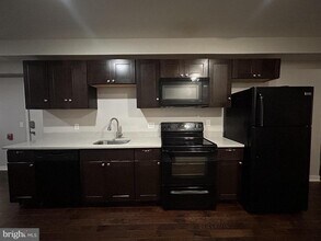 Building Photo - 1704 N 18th St