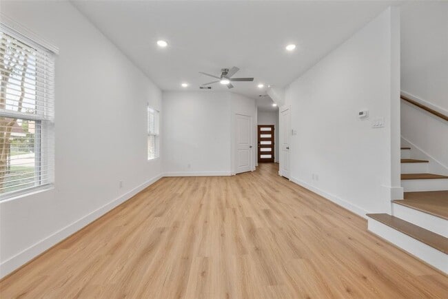 Foto del edificio - 1220 E 33rd St