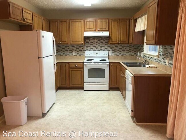 Building Photo - 3 br, 2 bath House - 138 Belvedere Drive