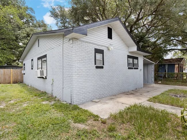 Photo - 8213 North Elmer Street House