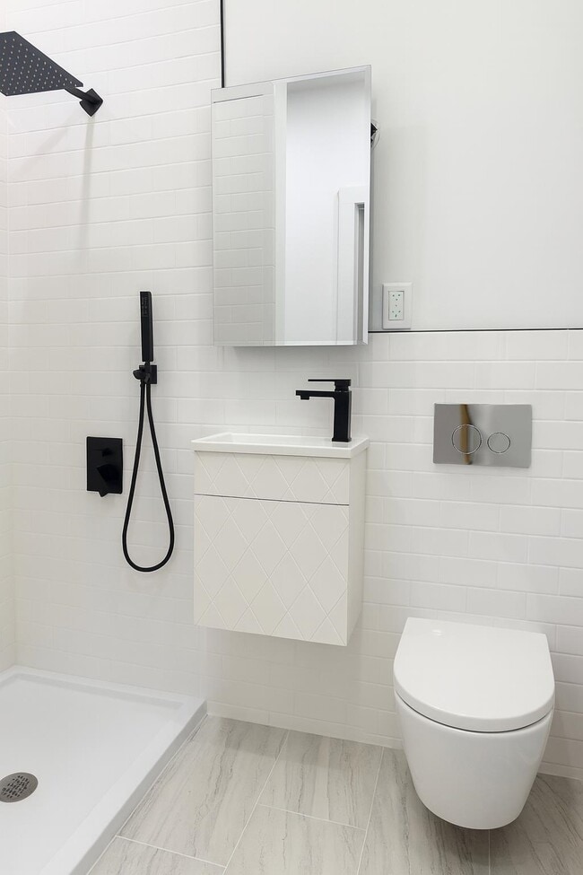 Building Photo - 42 New St