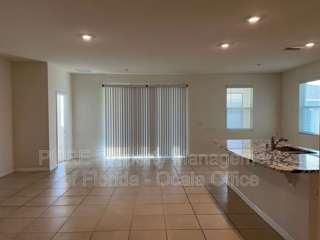 Foto del edificio - 8763 SW 49th Cir