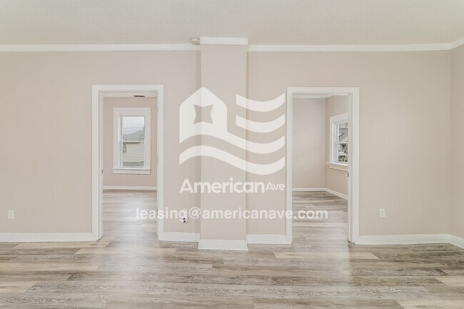 Building Photo - 1328 Pater Ave