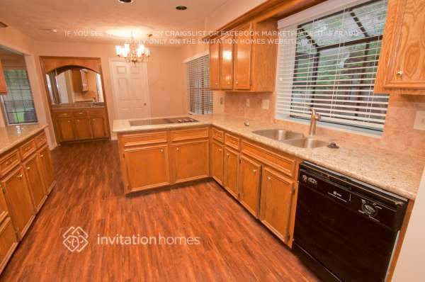 Foto del edificio - 3660 Postwood Dr