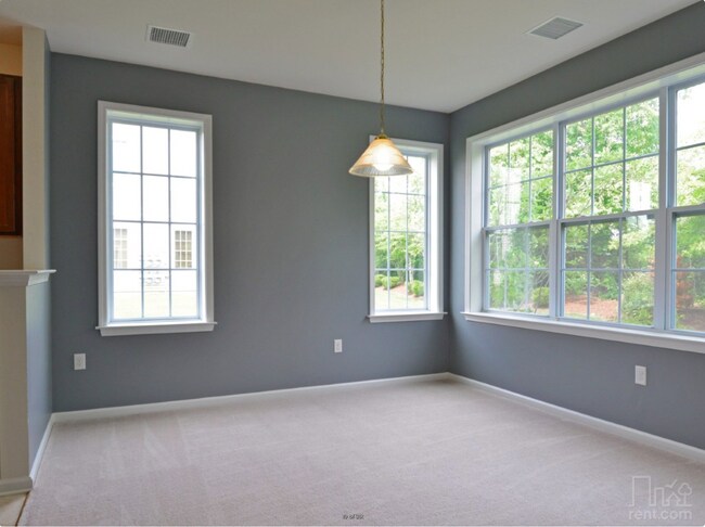 Building Photo - 417 Timberlake Dr