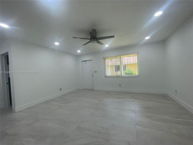 Foto del edificio - 25450 SW 107th Ave