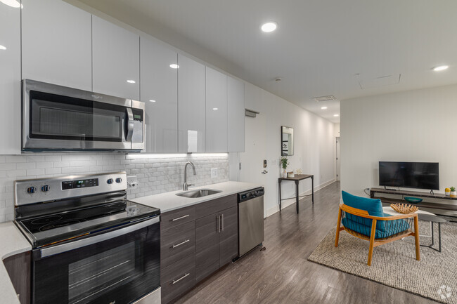 2 BR, 1 BA - 792SF - Cocina - 901 Market Tower