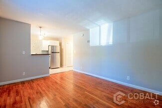 Building Photo - 767 Greenwood Ave NE