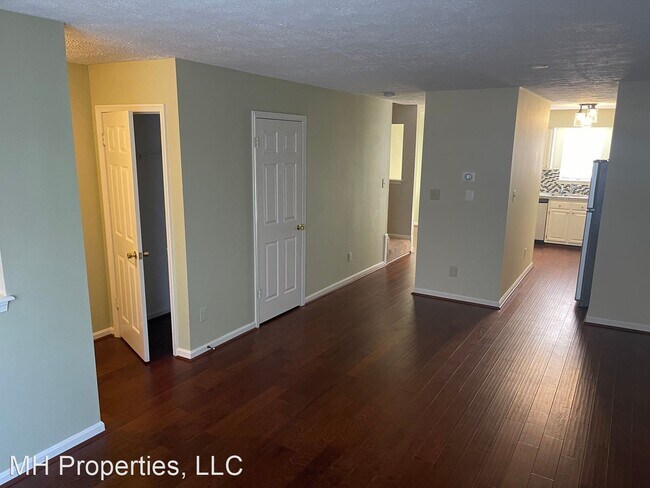 Foto del edificio - 2 br, 1.5 bath House - 435 Darby Lane