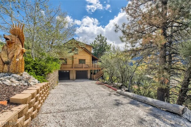 Foto del edificio - 4947 Snow White Rd