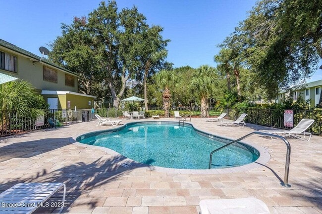 Building Photo - 2253 Flower Tree Cir