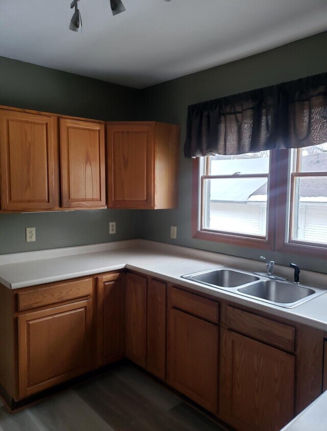 Primary Photo - 812 Clay St