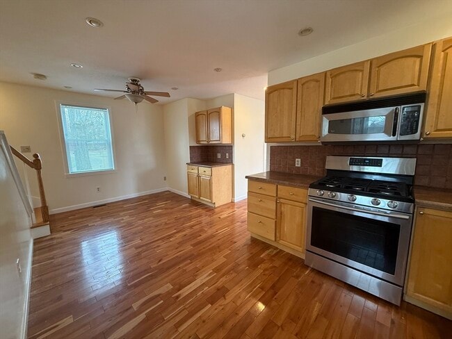 Foto del edificio - 26 Old Faith Rd