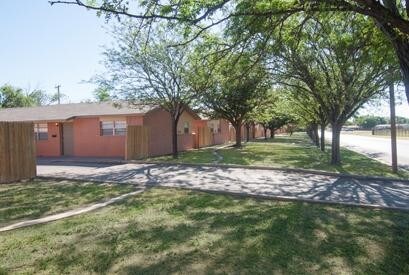 Building Photo - 1 bedroom in Plaivniew Texas 749072