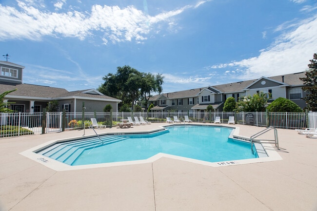 Resort-Style Pool - Lake Harris Cove