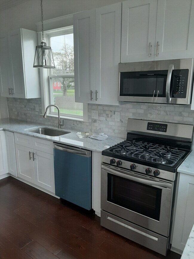 Building Photo - St Roch