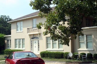 Building Photo - 405 Opelika Rd