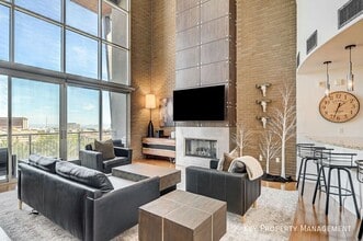 Building Photo - 11441 Allerton Park Dr