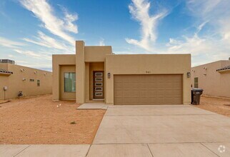 Building Photo - 941 Sandhurst Pl