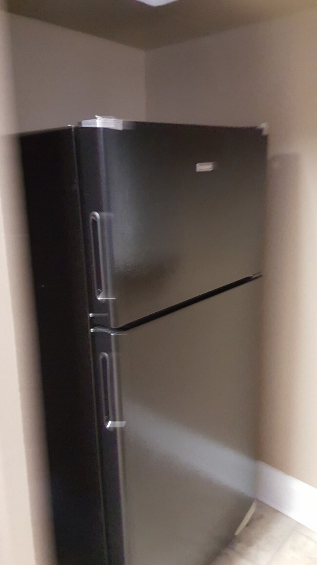 Foto del edificio - 1718 W 66th St