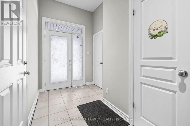 Building Photo - 919 Fletcher Cir