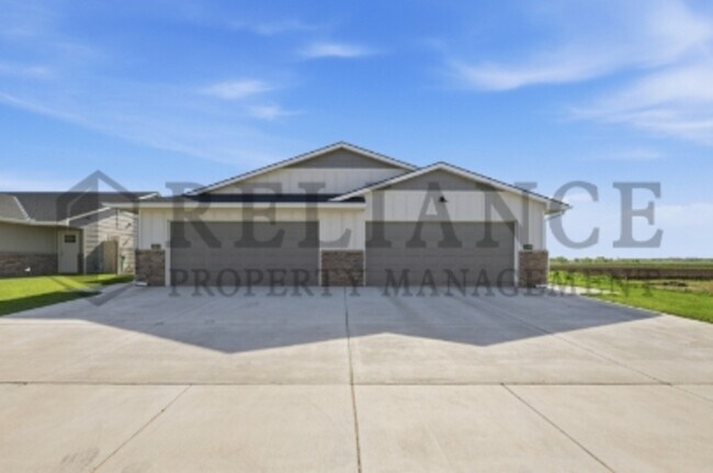 Foto del edificio - 2414 S Wheatland St