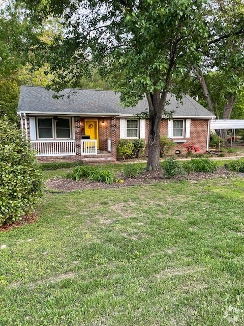 Building Photo - 316 N Ivy Ave