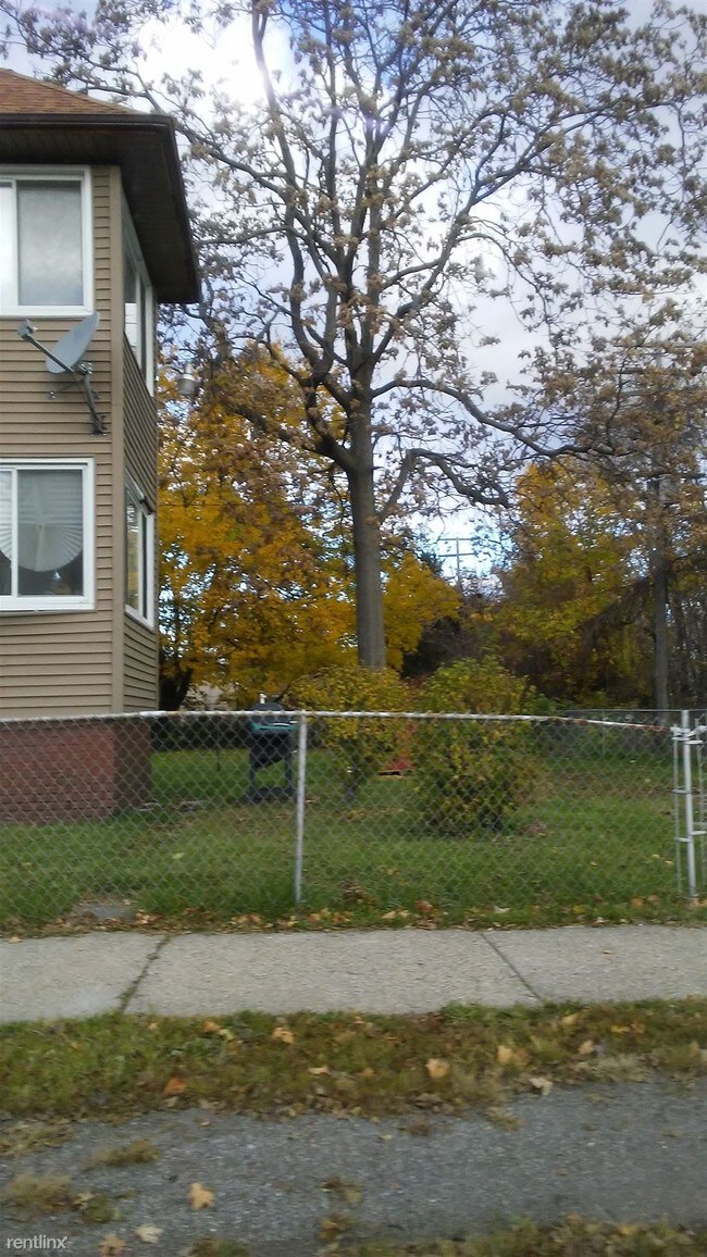 Building Photo - 4402 French Rd