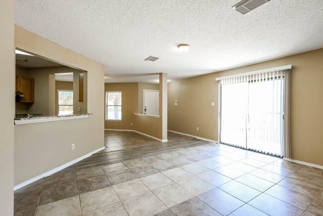Building Photo - 10736 Juniper Pass