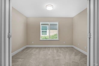 Building Photo - 524 Diamond Hills Dr
