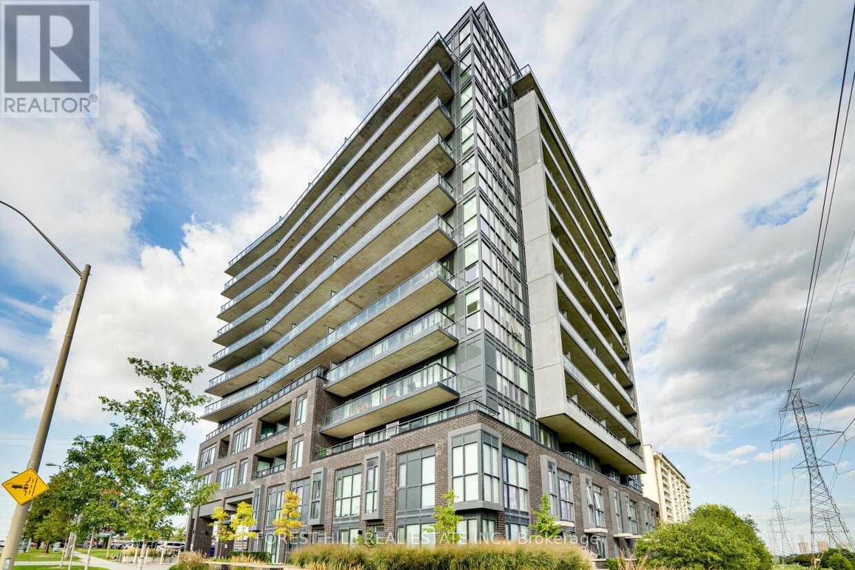 Photo principale - 3237-3237 Bayview Ave
