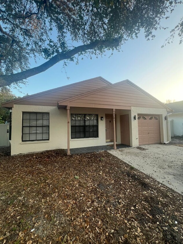 Foto principal - Pool Home in Palm Harbor