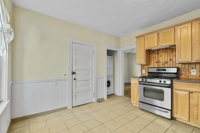 Photo - 31 Harold St Townhome