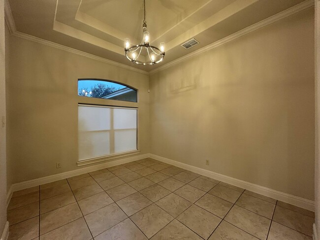 Foto del edificio - 3335 Hagen Lp