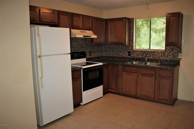 Building Photo - 5147 Westchase Ct