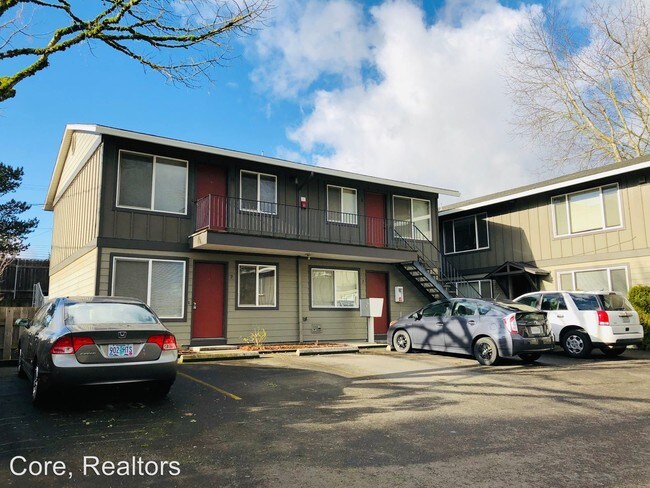 Building Photo - 1415 SE Cora St