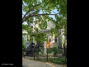 Building Photo - 3037 N Elbridge Ave