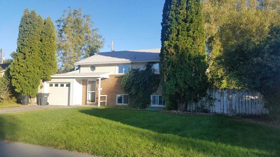 Foto principal - 615 Crestview Ave
