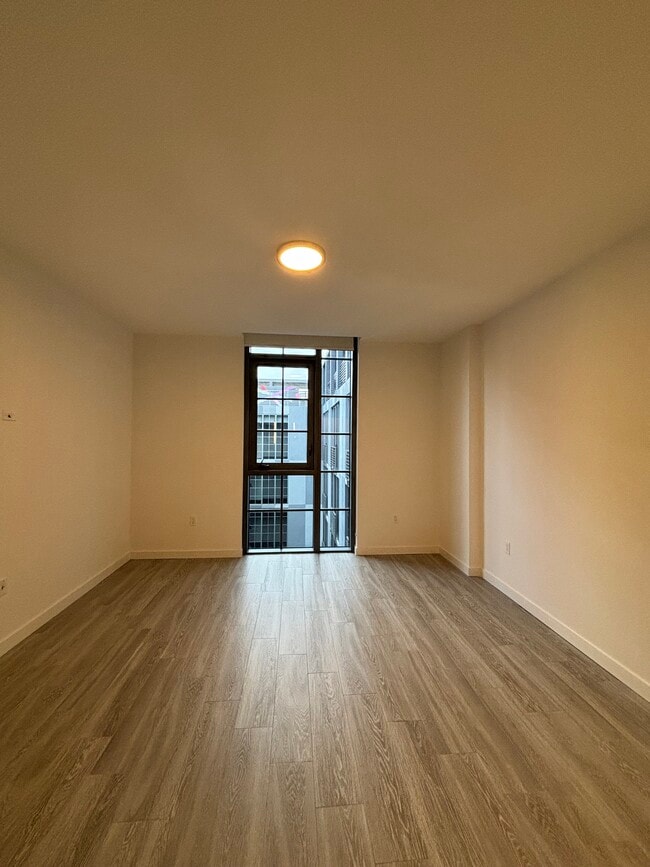 Foto del edificio - 445 NW 26th St