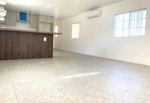 Foto del edificio - 24168 Olive St
