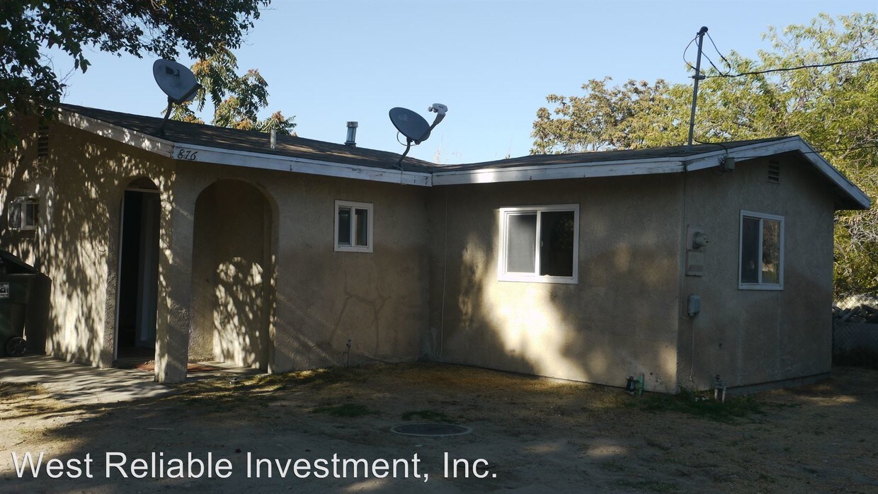 Primary Photo - 2 br, 1 bath House - 876 East 2nd Street