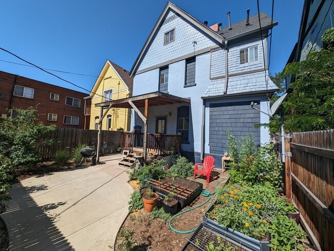 Building Photo - 78 N Sherman St